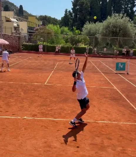 ATP > Roger Federer n’a rien perdu de sa magie, même en vacances
