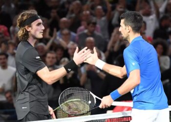 ATP > Tsitsipas toujours aussi drôle "J'ai enfin vu le nouveau Spiderman aujourd'hui cela m'a rappelé quand j'ai affronté Novak Djokovic"