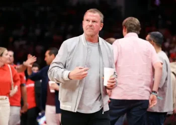 Aux Rockets, le grand patron se fait de plus en plus discret