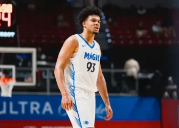 Avec dix kilos en moins, Noah Penda veut peser plus à Orlando