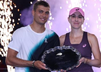 Logo Tennis World FR