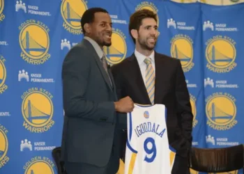 Bob Myers s’en veut encore d’avoir transféré Andre Iguodala