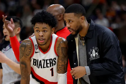 Damian Lillard, la bonne étoile qui guide toujours Anfernee Simons