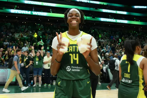 Dominique Malonga retrouve des couleurs face au Tempo