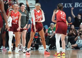 En pleine polémique, Sophie Cunningham veut se concentrer sur le basket