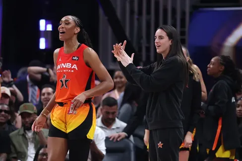 Encore un trophée commun pour Caitlin Clark et A’ja Wilson