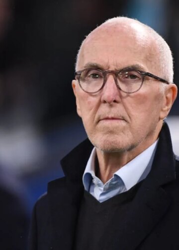 Frank McCourt casse sa tirelire