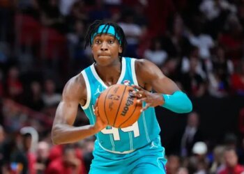 Frank Ntilikina rentre au pays et signe à Paris