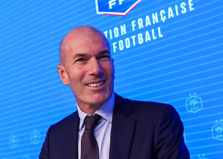 Grande annonce pour la première de Zidane