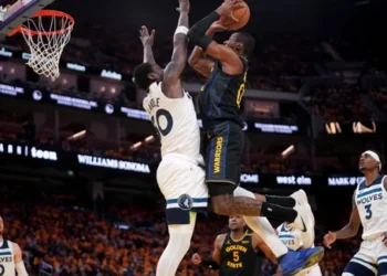 Jonathan Kuminga a choisi les Wolves… pour leur défense