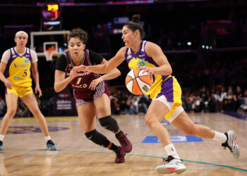 Kelsey Plum rejoint le Mercury en échange de Monique Akoa Makani