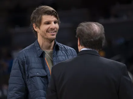 Kyle Korver quitte la direction des Hawks
