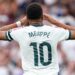 Kylian Mbappé, un baiser qui fait parler