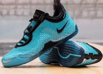 La LeBron 24 est la chaussure la plus légère de la gamme de LeBron James