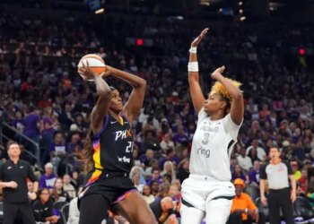 Las Vegas a trouvé la remplaçante de NaLyssa Smith