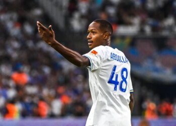 Le buteur marseillais se fait gronder !