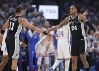 Le jour où Devin Vassell a fait « regretter » à Carter Bryant de s’être inscrit à la Draft