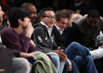 Le propriétaire des Nets ne digère pas le titre des Knicks
