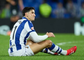 Le transfert d’Aguerd à la Real Sociedad capote à cause d’un point de discorde étonnant