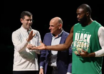 Le transfert de Jaylen Brown agite les nuits de Brad Stevens