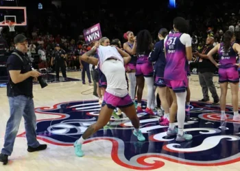 Les Mystics renversent les Wings après un incroyable comeback !