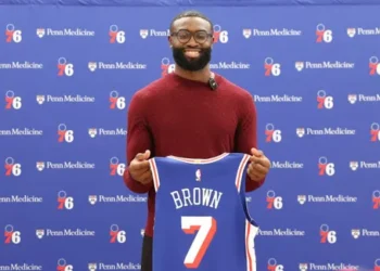 Les Sixers ont misé sur Jaylen Brown parce qu’ils avaient « besoin de mordant »