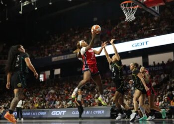Les Sparks se loupent dans le “money-time” face aux Mystics