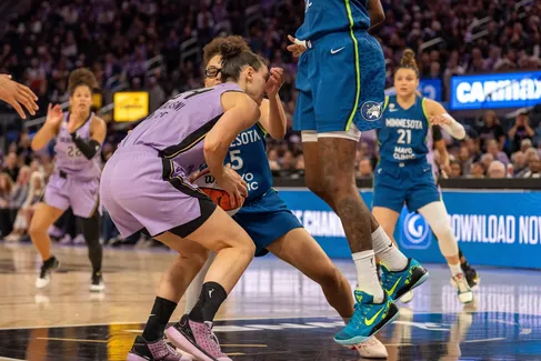 Les Valkyries de Gabby Williams se heurtent au mur des Lynx