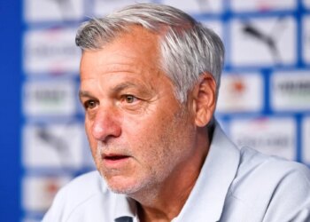 L'inquiétude monte, Genesio s'adresse aux supporters
