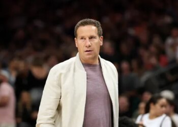 Mat Ishbia n’envisage pas de vendre les Suns