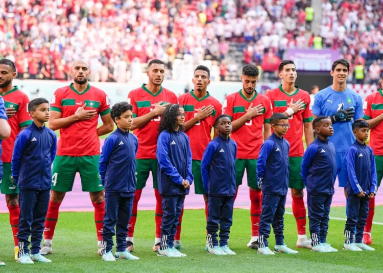 Nouveau coup de jeune en sélection du Maroc ? Prêt à sacrifier 2 historiques, Ouahbi tranche pour Aguerd