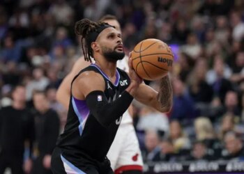 Pour son anniversaire, Patty Mills s’engage avec l’Asvel