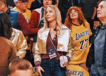 Pourquoi les franchises NBA n’ont jamais tant changé de mains