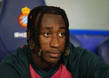 « À peine eu le temps de s’échauffer » : la faible utilisation de Yan Diomandé par Mourinho au Real interroge déjà