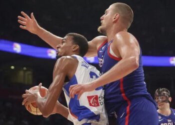 où et quand regarder le deuxième duel Wembanyama – Jokic ?