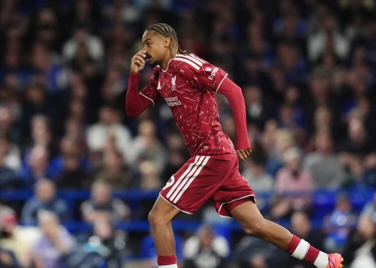 A Liverpool, Bradley Barcola a déjà sa chanson !