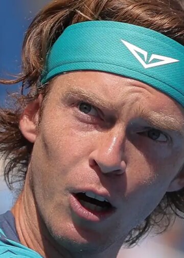 ATP - Hangzhou > Rublev à Medvedev, qui l'a battu en finale : "Pour être honnête, je ne sais pas trop quoi te dire..."