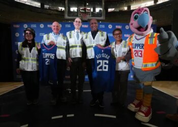 Adam Silver assume les lourdes sanctions contre les Clippers