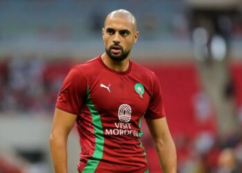 « Pas disponible tant qu’il sera en poste » : Amrabat arrête avec le Maroc et accuse Ouahbi !