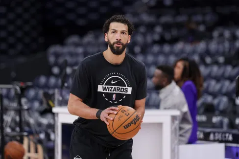 Anthony Gill rempile (encore) avec les Wizards