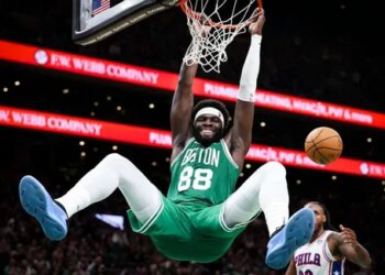 Avec Mitchell Robinson, Neemias Queta accueille la concurrence sans trembler