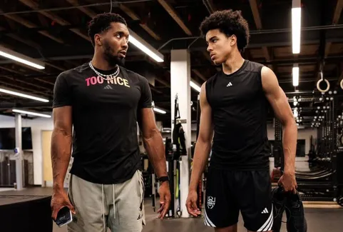 Donovan Mitchell veille sur Mikel Brown Jr. depuis le lycée