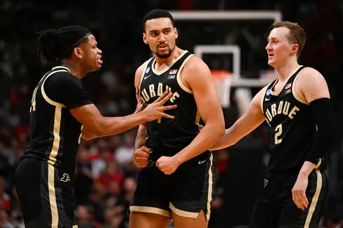 Drafté par les Wolves, Trey Kaufman-Renn obtient le droit de retourner en NCAA