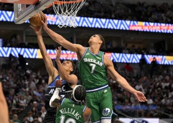 Dwight Powell n’en a peut-être pas terminé avec les Mavericks