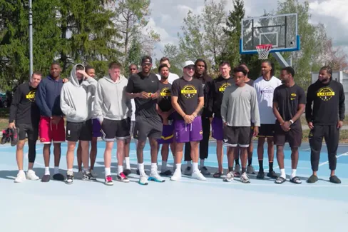 En Slovénie, Luka Doncic assume son nouveau rôle de leader chez les Lakers