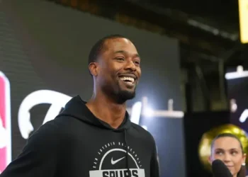 Harrison Barnes devient propriétaire d’une banque dans son Iowa natal