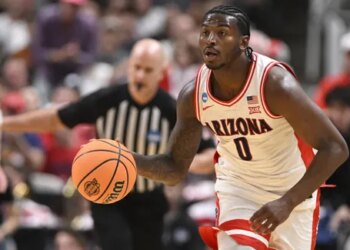 Le rookie Jaden Bradley signe un contrat classique à Toronto