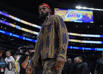 LeBron James bien mieux payé par Polymarket que par les Sixers