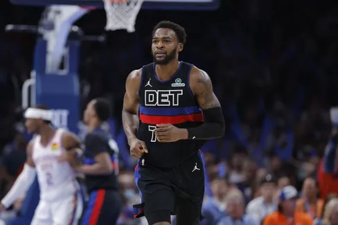Les Pistons garantissent la dernière année de Paul Reed