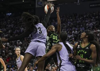 Les Valkyries étouffent Seattle avant de se faire peur